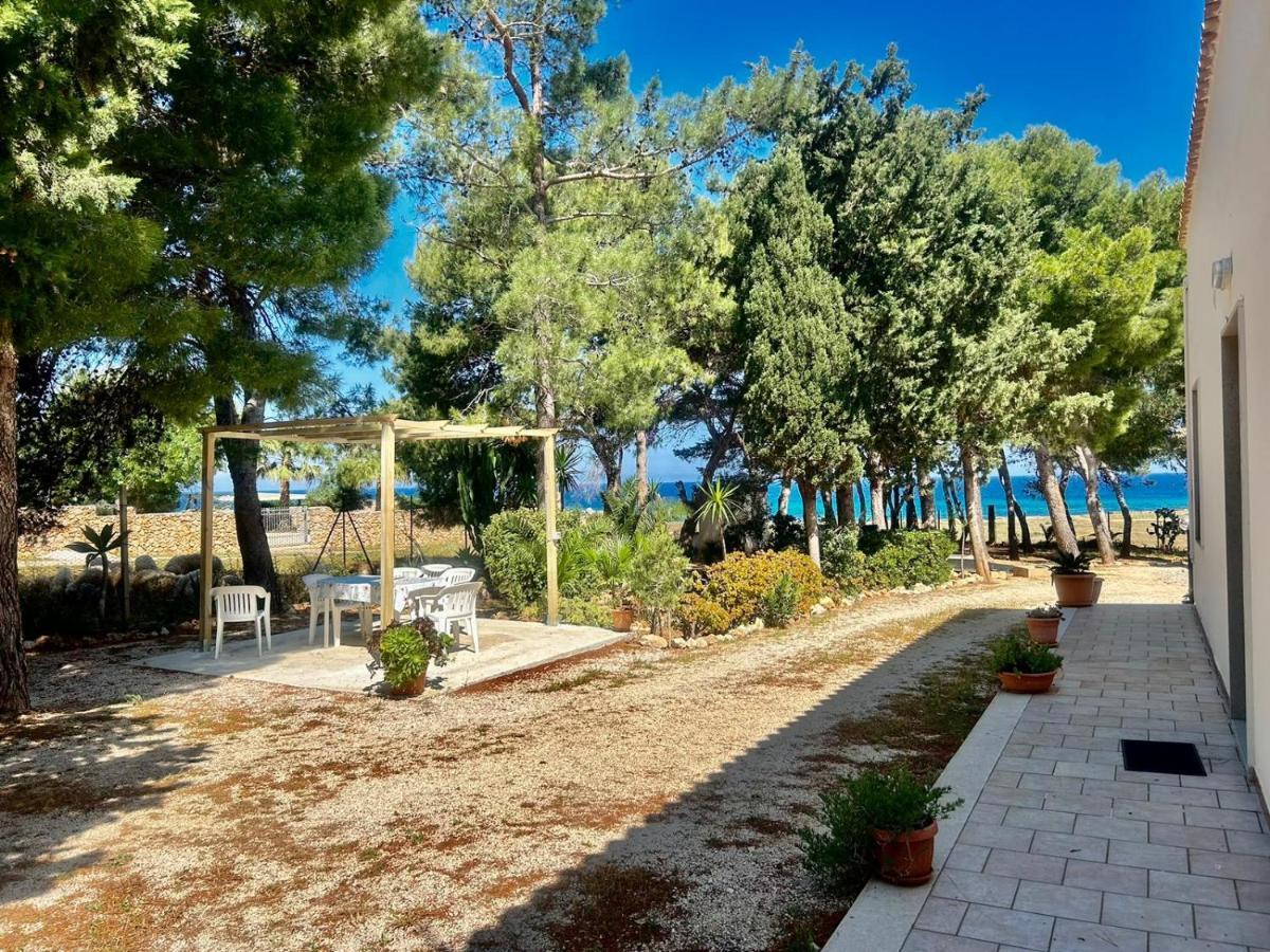 Appartamento I Tramonti Di Cofano กัสเตลลุซโซ ภายนอก รูปภาพ